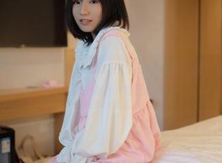 模范学院 – 柳侑绮Sevenbaby护士作品在线直播，医生真不一定是她的小迷弟。