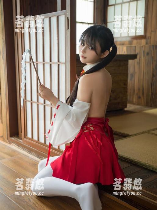 樱井宁宁的奶牛少女写真，满足了我对牛的所有臆想，说不清到底为何。