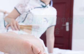 物恋传媒 – 深入浅出，图库中的小茶与她的“神伤博览会”