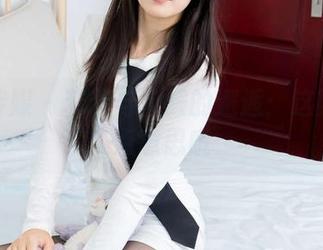 物恋传媒 – 菲菲与校服的邂逅：这照片有点意思哦