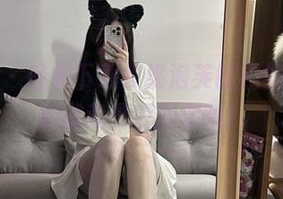 微密圈 – 轻松下载玫桃泡芙的桃桃图片，别说我没提醒你哦！