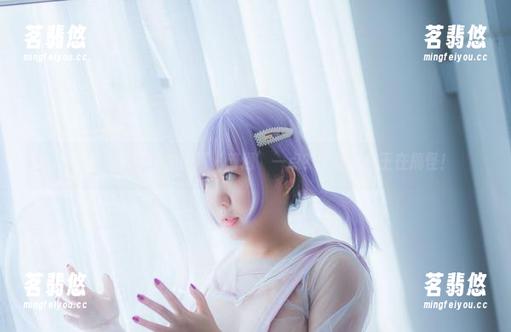 这组写真能不能稍微再‘普通’一点？甜糖大魔王在搞怪！