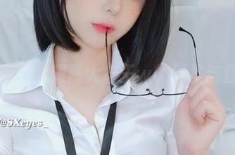 白裙套图，眼酱大魔王w的优雅与我无缘