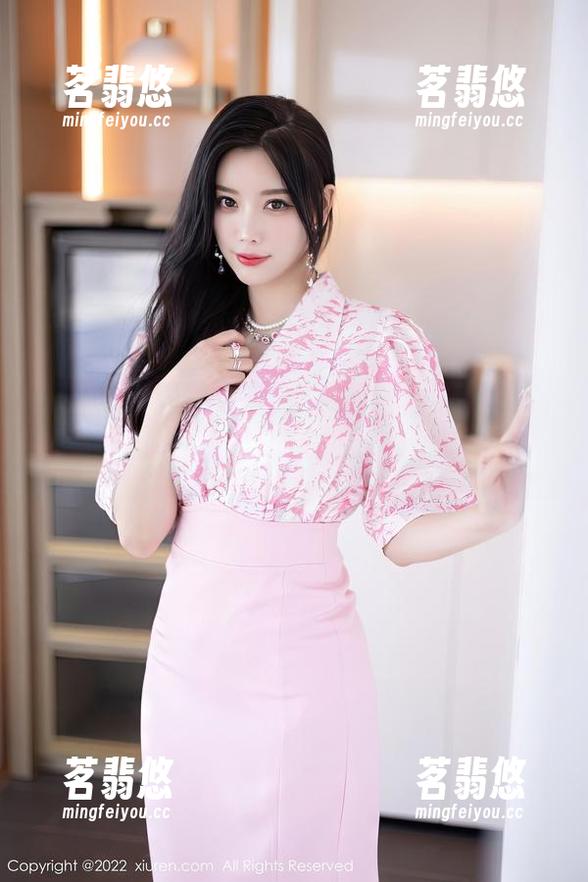 秀人网-戴允祺zoe 秀人网 - 女仆系列最新写真,戴允祺zoe真是让我困惑,从何而来的魔力?