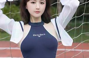 秀人网 – 你听说过柚柚小奶瓶的棉袜图包吗？下载一份，绝对值回票价！