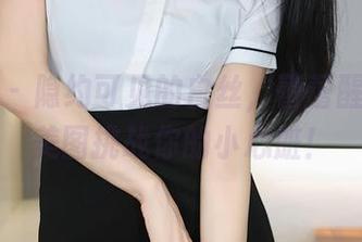 秀人网 – 隐约可见的白丝，蕾蕾醒了没的美图挑战你的小心脏！