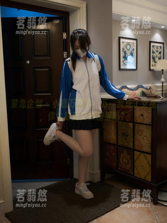 紧急企划-小恩 紧急企划 - 小恩万圣节:万一我成了女巫,你会跟我交换糖果吗?