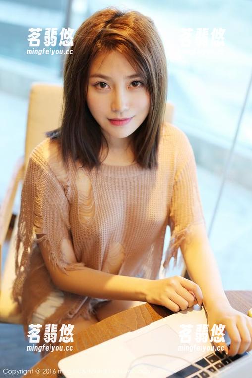 美媛馆 - 陈舒羽比基尼精选图集：我的泳圈可能比我的肚子更显眼！