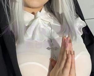 微密圈 – 私拍小剧场：葱油饼er和她那条黑色绸缎裙