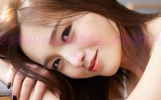 蜜桃社 – 在爱丽莎Lisa的清纯美图里，我竟找到了些许安静的感觉