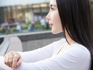 蜜桃社 – 图包不可错，豆瓣酱的内衣竟让人生了莫名情愫