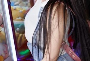 蜜桃社 – 聚焦铃木的旗袍更新，看她如何用一件裙子颠覆定义！