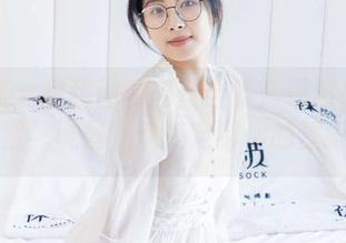 袜啵啵 – 甜甜圈的肉丝合集：偶然捕获的“花絮”风景，快来定制你的壁纸吧！