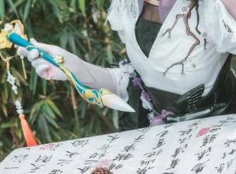许多鱼鱼鱼的空姐合集更新，果然每一张都被打磨得那么完美，居然会让人想要升舱！