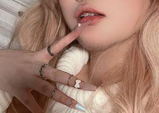 下载无阻——贝贝琪Becky的棉袜全集，一定会让你喜出望外！