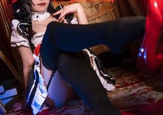 为何碧蓝航线的美少女总是带着咱们的怨仇？贞子蜜桃的cos竟然如此深入人心。