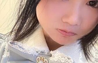 何为美脚？铭铭kizami说她图册里的脚长得好调皮！