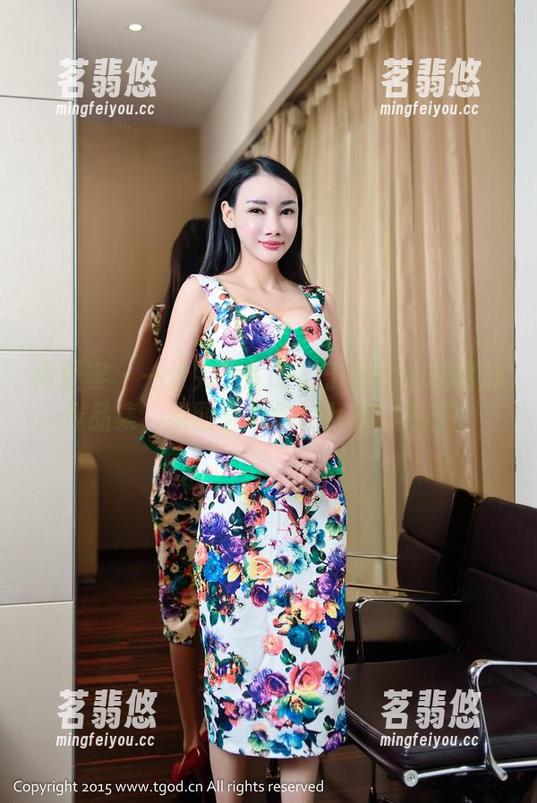 青豆客-于姬Una 青豆客 - 一份完美的来自于姬Una的甜心作品集,原图直逼你的肚腩,完美!