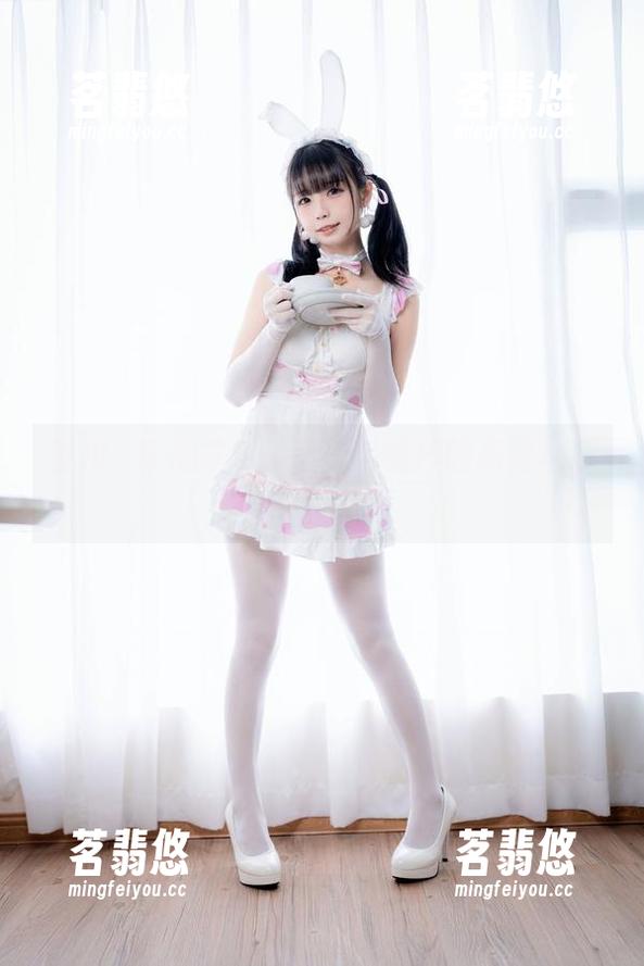 香川澪与花嫁：不会穿错婚纱的高清写真集奇遇