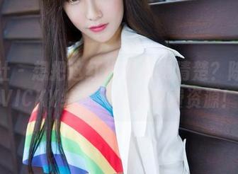 魅妍社 – 想把这红裙看得更清楚？陈雅漫VICKY给你超值的免费资源！