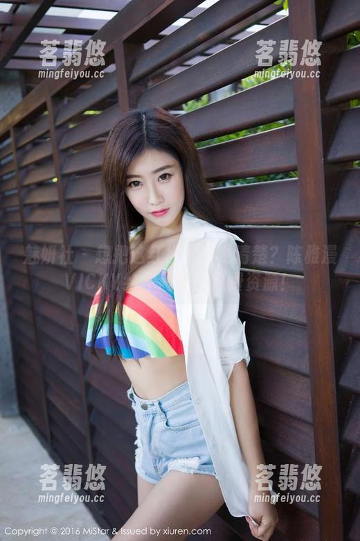 魅妍社 - 想把这红裙看得更清楚？陈雅漫VICKY给你超值的免费资源！